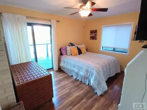 Bedroom - 2119 Middle Hvn, Gladwin, MI 48624 photo 1 of 6
