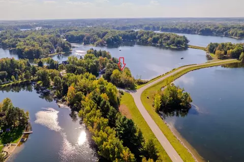 View/Area - 2119 Middle Hvn, Gladwin, MI 48624 photo 9 of 10