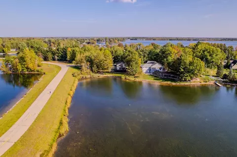 View/Area - 2119 Middle Hvn, Gladwin, MI 48624 photo 10 of 10