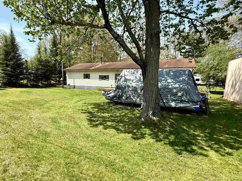 Exterior - 4175 Cherokee, Gladwin, MI 48624 photo 2 of 11