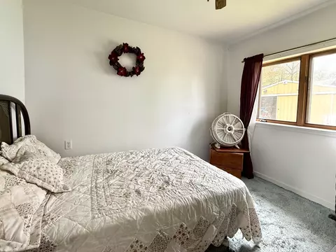 Bedroom - 4175 Cherokee, Gladwin, MI 48624 photo 8 of 13