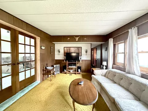 Living - 4175 Cherokee, Gladwin, MI 48624 photo 2 of 8