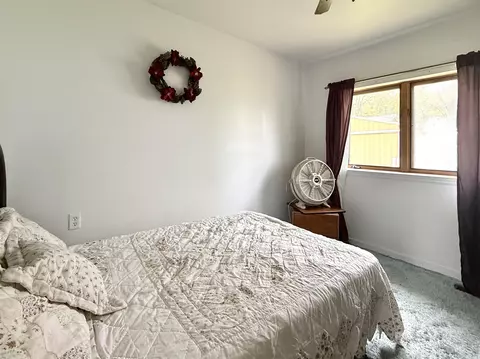 Bedroom - 4175 Cherokee, Gladwin, MI 48624 photo 5 of 13