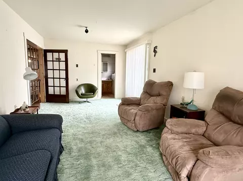 Living - 4175 Cherokee, Gladwin, MI 48624 photo 8 of 8
