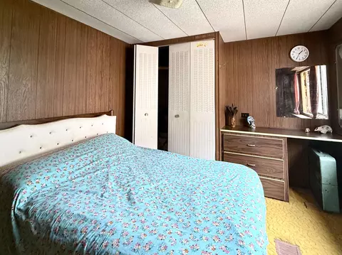 Bedroom - 4175 Cherokee, Gladwin, MI 48624 photo 1 of 13