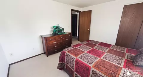 Bedroom - 755 Toll, Monroe, MI 48162 photo 4 of 7