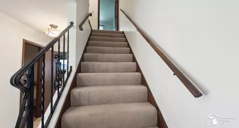 Entry Way - 755 Toll, Monroe, MI 48162 photo 1 of 1