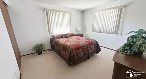 Bedroom - 755 Toll, Monroe, MI 48162 photo 3 of 7