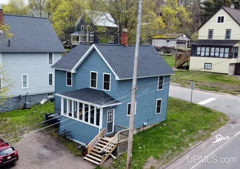 305 Bridge, Houghton, MI 49931