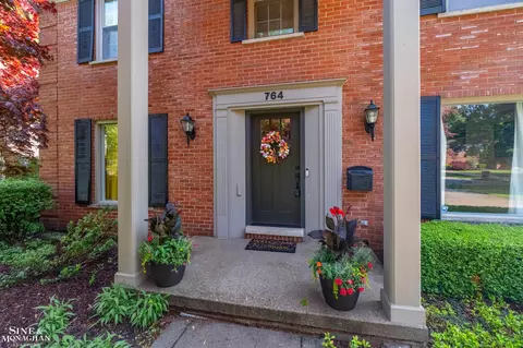Exterior - 764 Pemberton, Grosse Pointe Park, MI 48230 photo 2 of 6