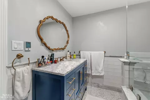 Bath - 764 Pemberton, Grosse Pointe Park, MI 48230 photo 3 of 6
