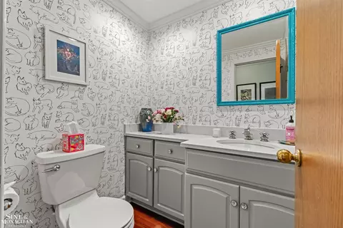 Bath - 764 Pemberton, Grosse Pointe Park, MI 48230 photo 1 of 6