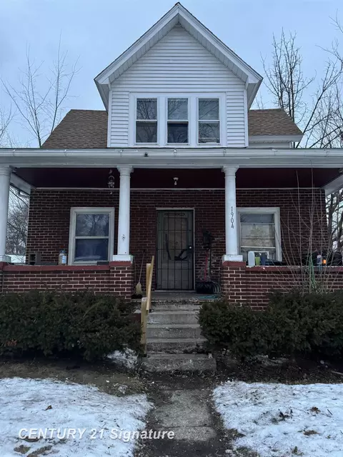 1904 W Michigan, Saginaw, MI 48602