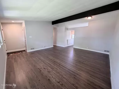 Living - 719 Fitzner, Davison, MI 48423 photo 1 of 2