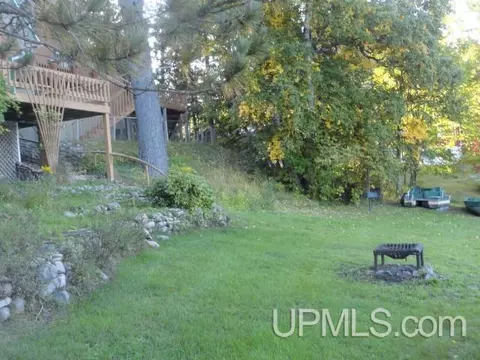 7753 Evergreen, Munising, MI 49862 photo 33