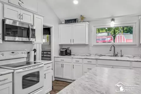 Kitchen - 7940 Shaffer, Reading, MI 49274 photo 8 of 8