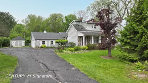 5501 Calkins, Flint, MI 48532