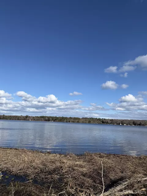 View/Area - 26950 E 26881 E Grosse Pt, Hancock, MI 49930 photo 5 of 8