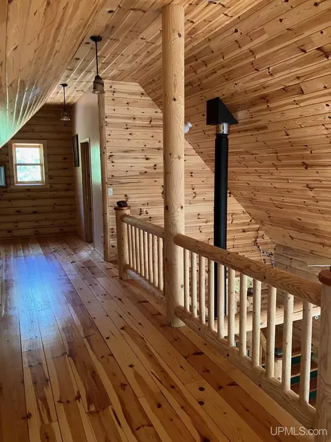 Entry Way - 8379 W Twin Lk, Shingleton, MI 49884 photo 1 of 2