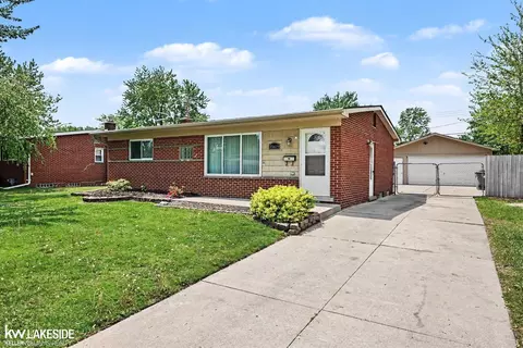 35619 Seville, Clinton Township, MI 48035