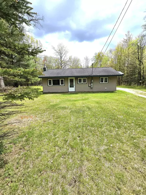 2148 Georgia Edna, Prescott, MI 48756