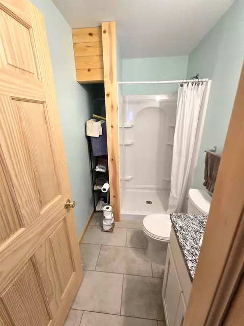 Bath - 5073 Ruby, Gladwin, MI 48624 photo 1 of 3