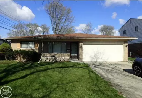 21901 Bradfords, Saint Clair Shores, MI 48080