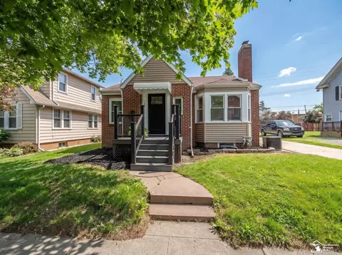 138 Tremont, Monroe, MI 48162