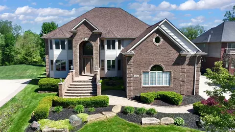 55733 Whitney, Shelby Township, MI 48315