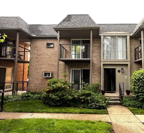 1721 E 14 Mile UNIT C, Birmingham, MI 48009
