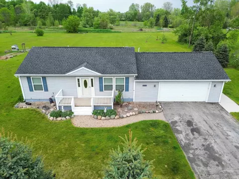29681 Rogan, New Haven, MI 48048