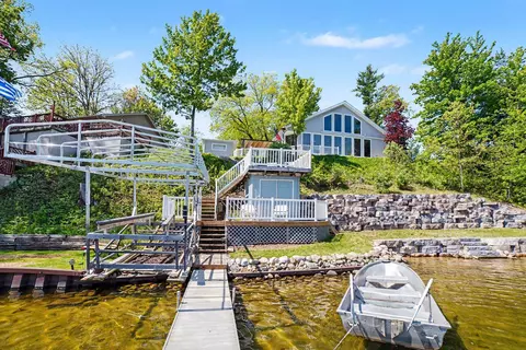 381 W Long Lk, Harrison, MI 48625