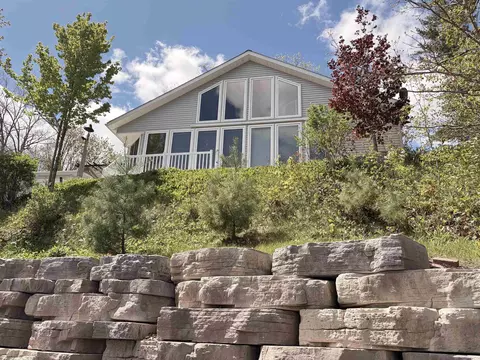 381 W Long Lk, Harrison, MI 48625
