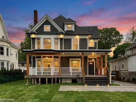 219 Cass, Mount Clemens, MI 48043