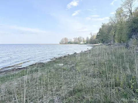 tbd Lot 1 M-35, Menominee, MI 49858