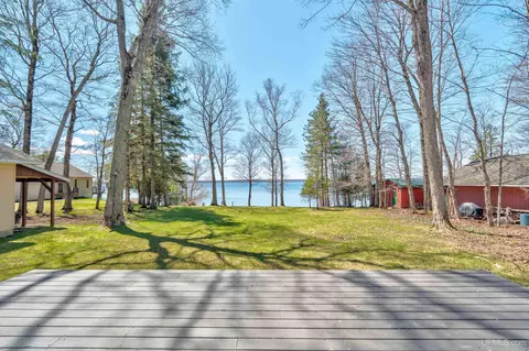 Exterior - 17751 Long Pt, Germfask, MI 49836 photo 8 of 16