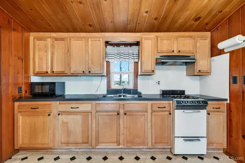 Kitchen - 17751 Long Pt, Germfask, MI 49836 photo 1 of 2