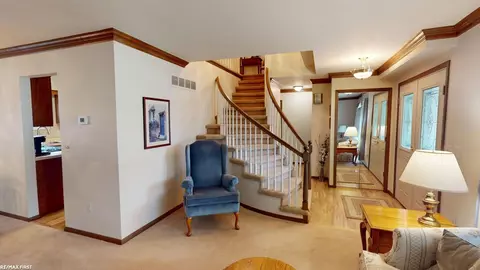 Entry Way - 15995 Quail, Macomb, MI 48044 photo 2 of 2