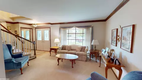 Entry Way - 15995 Quail, Macomb, MI 48044 photo 1 of 2