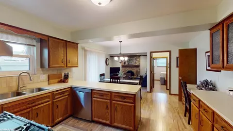 Kitchen - 15995 Quail, Macomb, MI 48044 photo 1 of 2