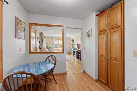 Dining - 14311 Hudson, Hudson, MI 49247 photo 2 of 2