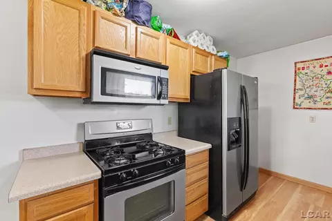 Kitchen - 14311 Hudson, Hudson, MI 49247 photo 4 of 6