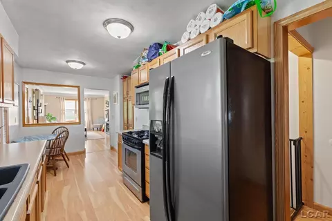 Kitchen - 14311 Hudson, Hudson, MI 49247 photo 6 of 6