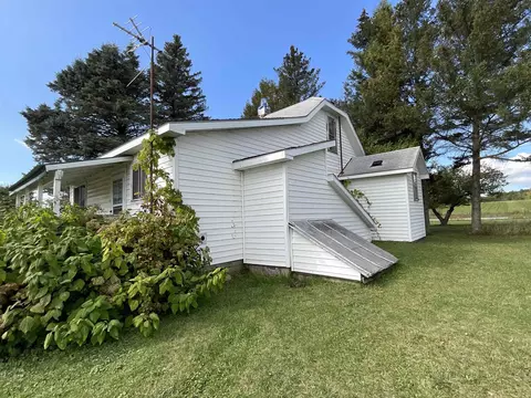 4997 W M 18, Gladwin, MI 48624 photo 2