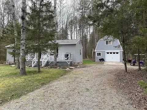 302 Ponderosa Dr, Lachine, MI 49753