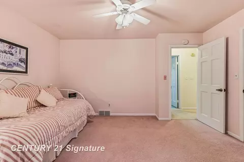 Bedroom - 3575 E Marcus, Saginaw, MI 48603 photo 9 of 9