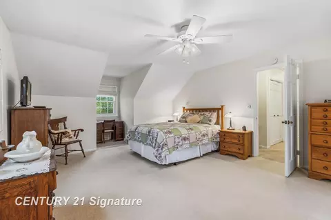 Bedroom - 3575 E Marcus, Saginaw, MI 48603 photo 3 of 9