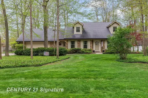 Exterior - 3575 E Marcus, Saginaw, MI 48603 photo 5 of 14