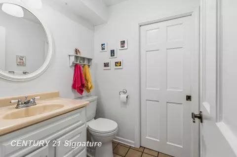 Bath - 3575 E Marcus, Saginaw, MI 48603 photo 1 of 6
