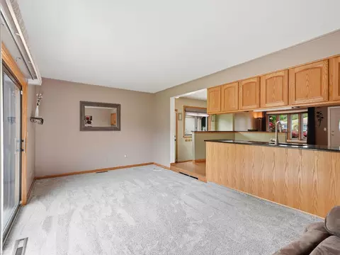 Living - 32614 Stricker, Warren, MI 48088 photo 5 of 5